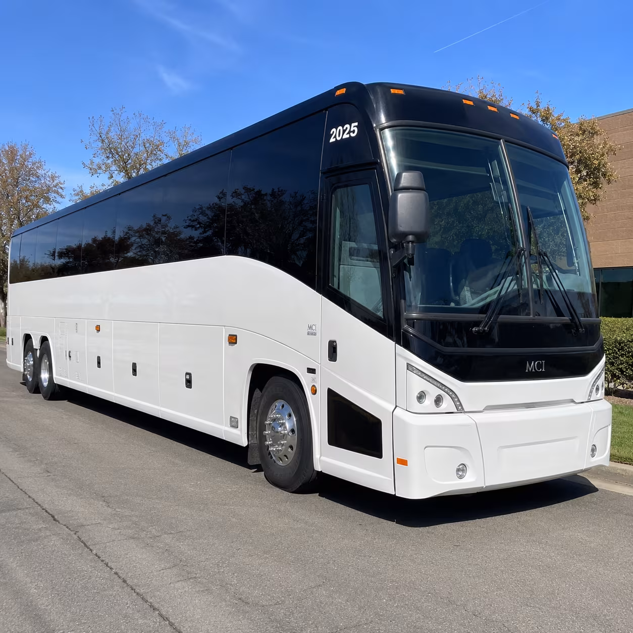 make your next southfield wedding day seamless with a group shuttle