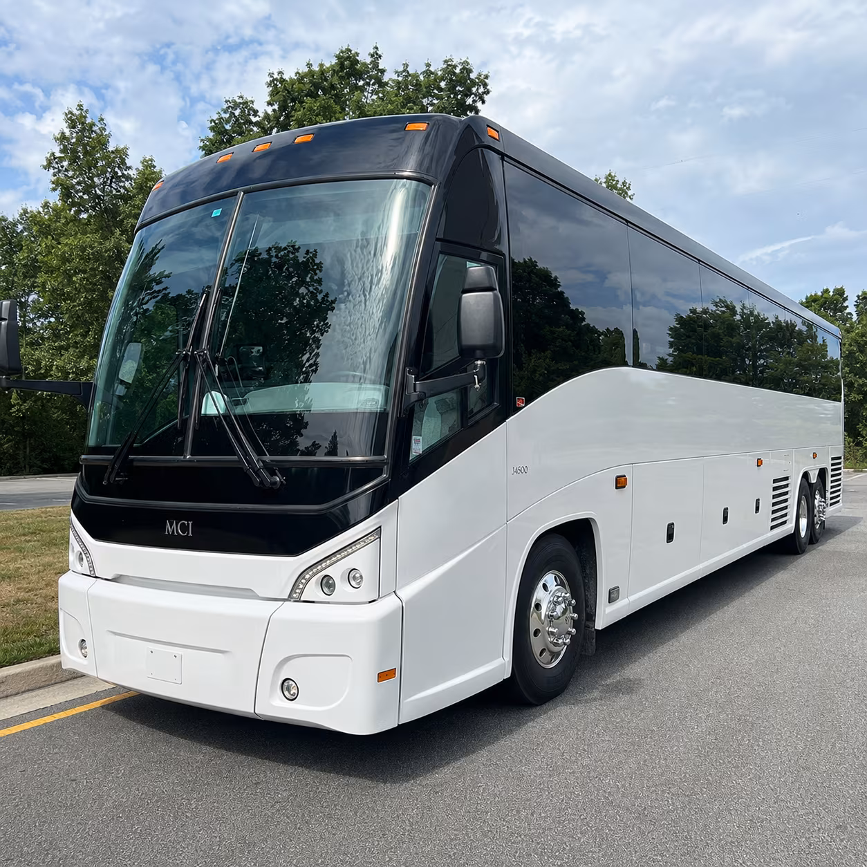 southfield charter bus rental exterior